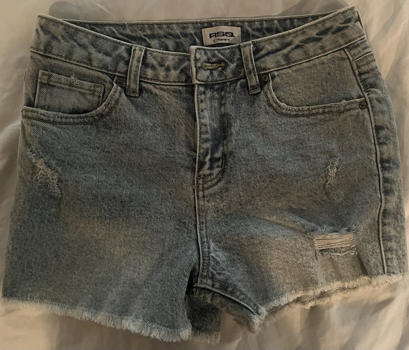 RSQ Vintage High Rise Distressed Denim Shorts Size 12 Girls