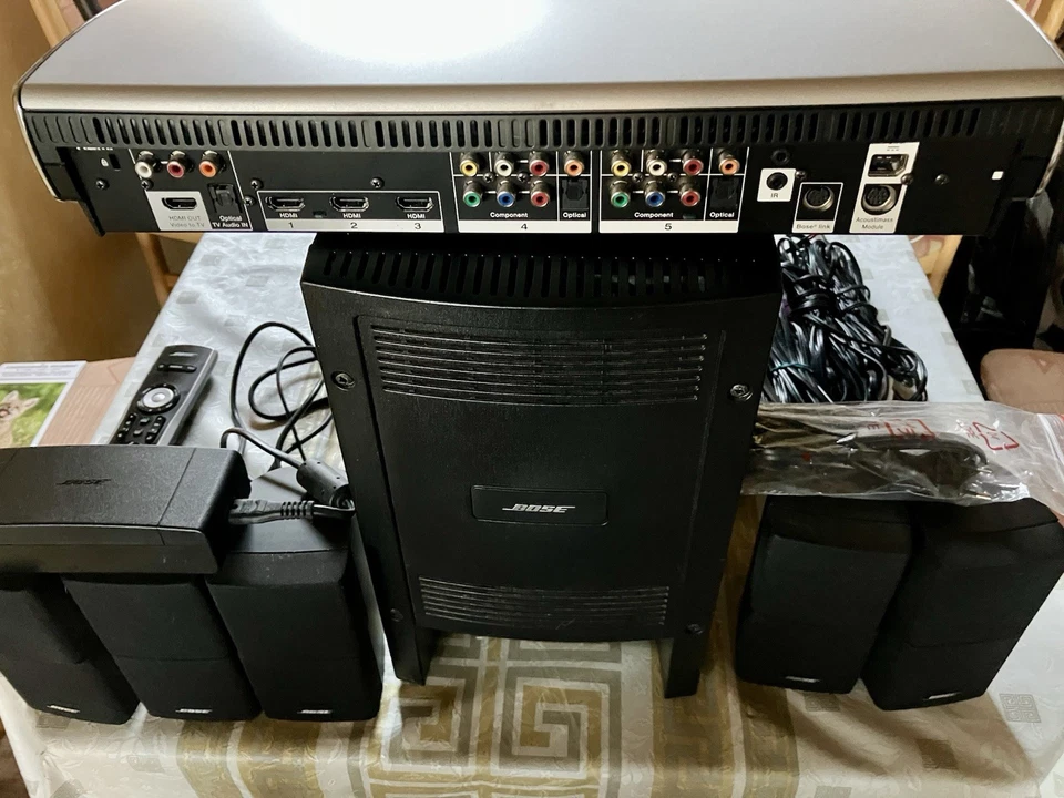 Bose Live Style Anlage Komplett mit allen Kabeln und Ständer Und Einmess CD - Bild 2 von 4