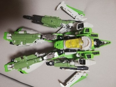 SS-73 Thrust Studio Series Transformers