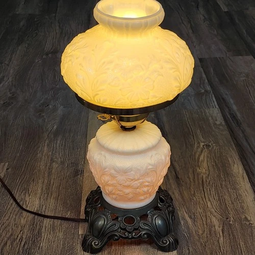 Vintage Fenton Table Lamp Milk Glass Hurricane Parlor Gone With The Wind White
