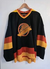 RARE Vintage 1985 Maska/CCM Vancouver Canucks Jersey -  Adult Large 🏒🔥