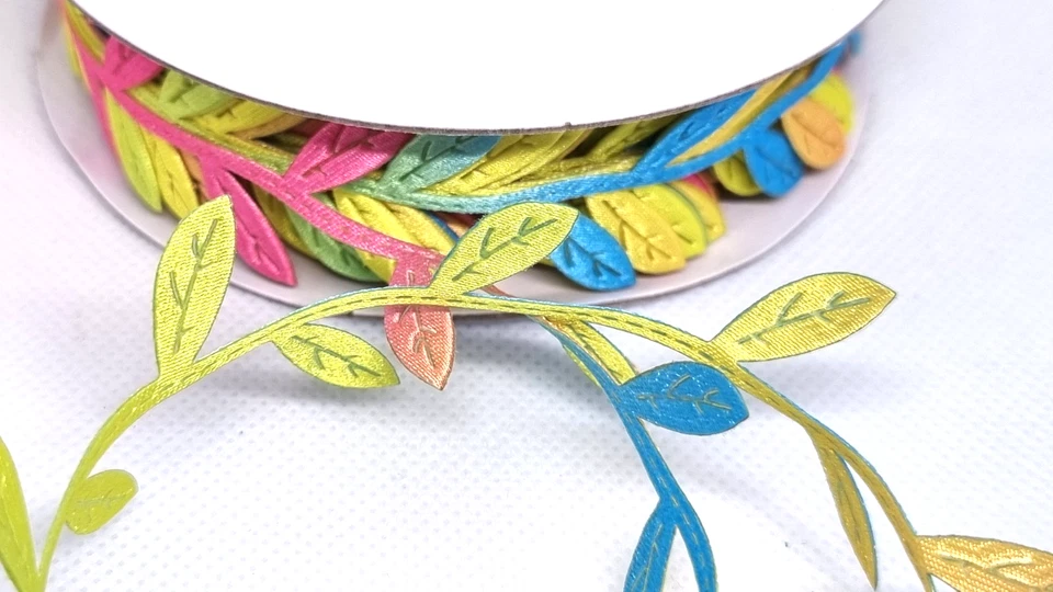 Satin LEAF RIBBON TRIM GARLAND Vintage trim Decorative Christmas Craft Bridal UK - Image 4 of 4