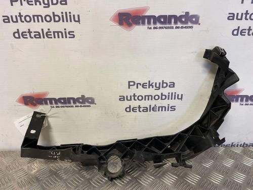 BMW 3 Touring E91 Scheinwerferhalter links 158577 3.00 Diesel 2010 31609951