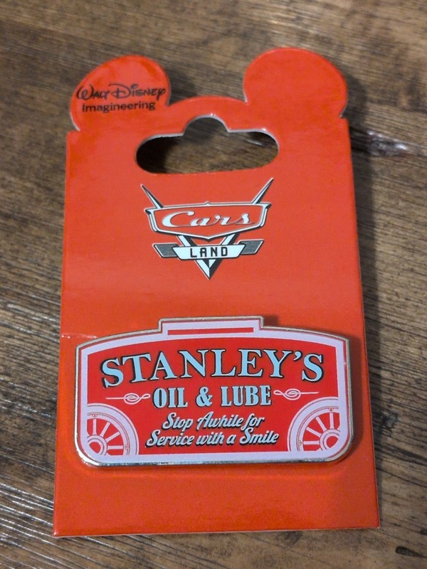 Disney WDI Cars Land Stanley's Oil & Lube Sign LE 300 Cast Exclusive Pin