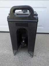 CAMBRO 250LCD 2.5 gal Insulated Container Hot Or Cold Beverage Dispenser Black