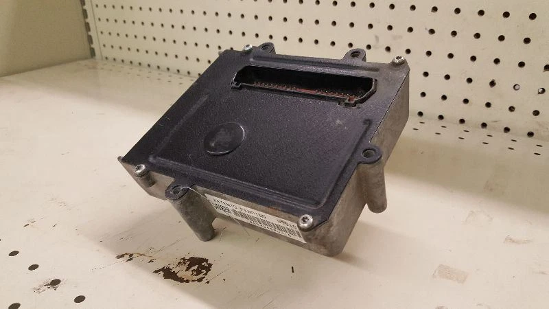 Dodge Intrepid 1996 módulo de control de transmisión OEM 04606298 4566 Foto 2 de 4