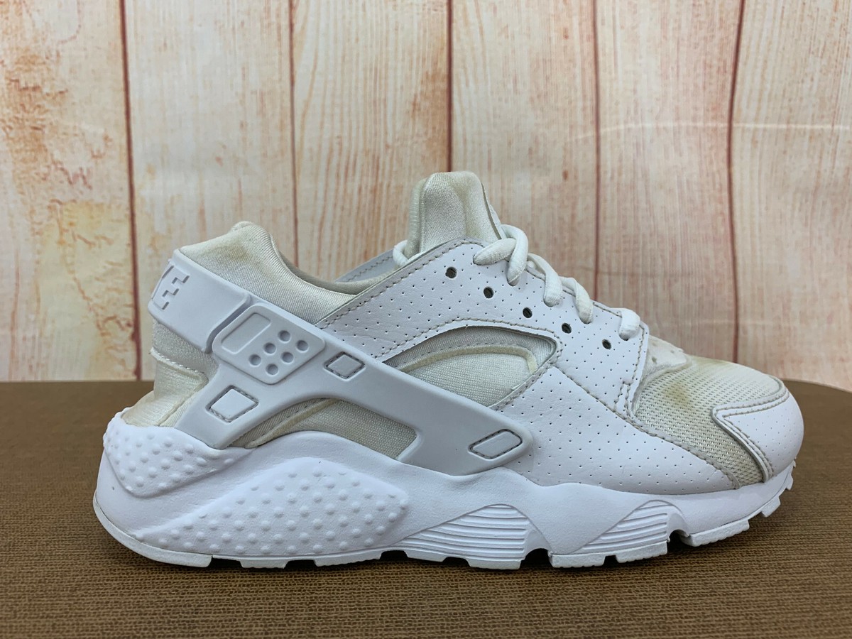 Nike Huarache Run (GS) Youth Sz 6Y White/White-Pure Platinum  display picture 1