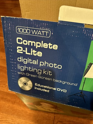 Westcott Basics Complete 2 Lite digital photo Kit with green screen Very Good - Picture 3 of 4