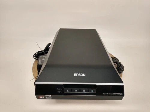 EPSON Perfection V600 Photo & Document Scanner w/ Power Supply & USB Tested