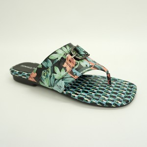 donald pliner kent sandal