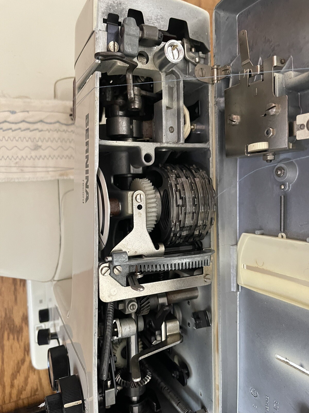 Totally Refurbished Bernina 830 Sewing Machine. Fully Tested.. Best Buy