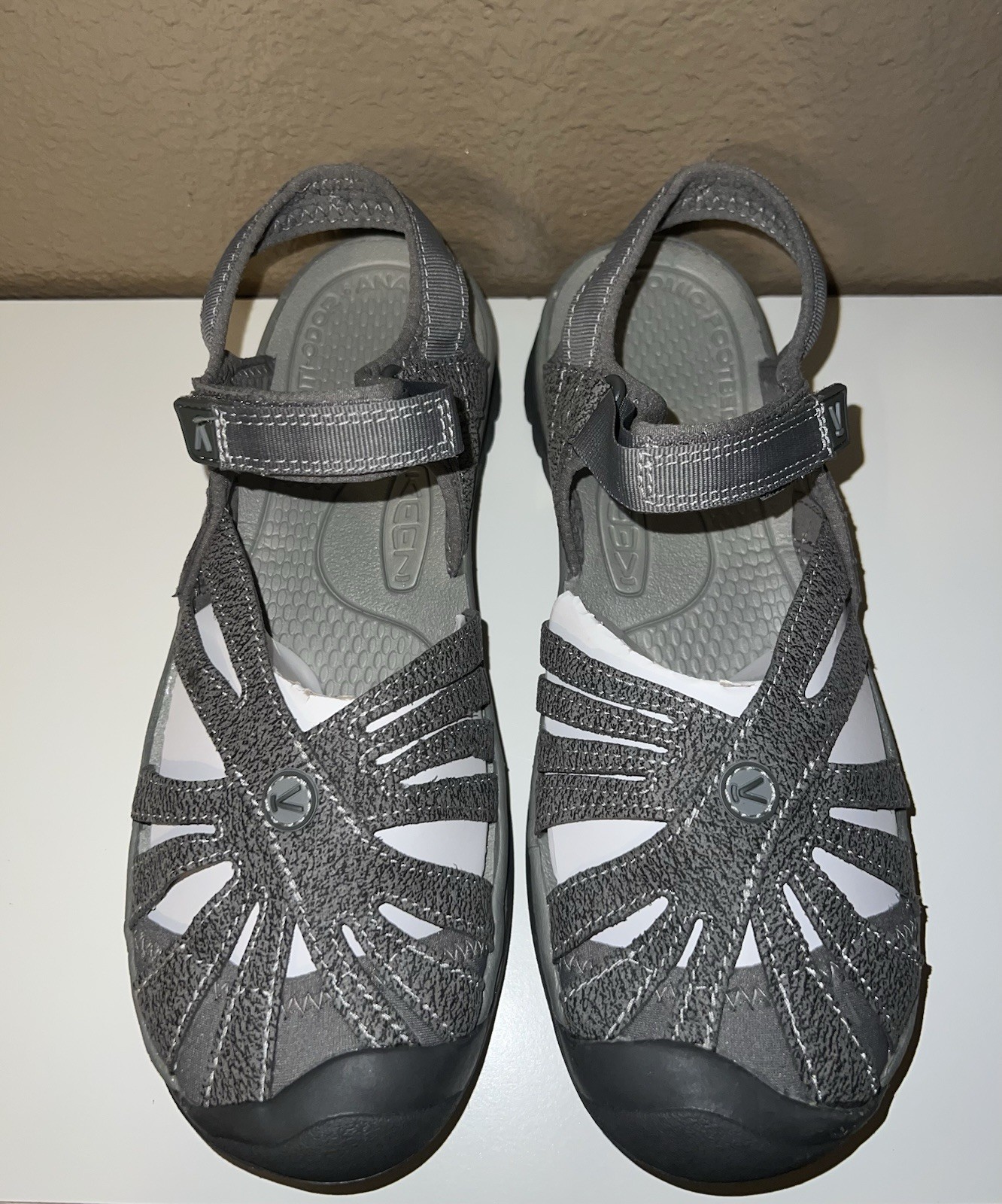 Sandali Keen Rose casual punta chiusa donna US 10 grigio gargoyle nuovi senza scatola