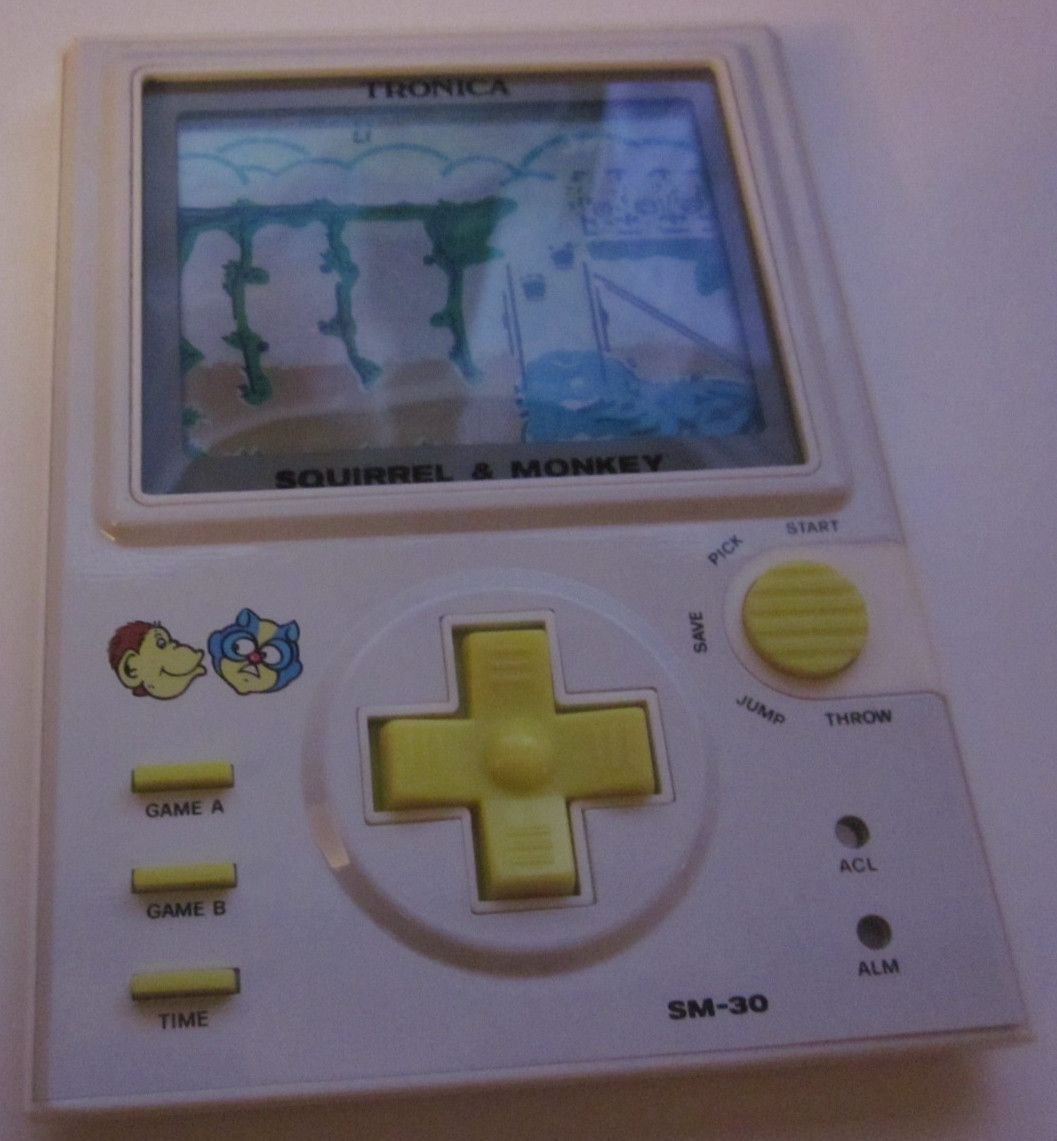 TRONICA  SQUIRREL & MONKEY-SM-30-Handheld Electronic Game 1984  TESTED WORKING