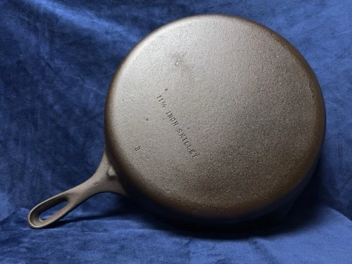 Vintage Unmarked Wagner No. 10 11¾" Cast Iron Skillet, Restored, Slight Spin