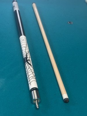 Two-Piece Billiard Cue Spider Web Design Pool Stick with Unique Pattern