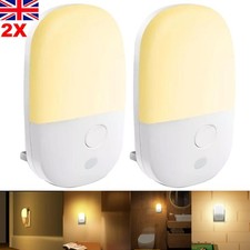 2 Pack Plug in Night Light with Dusk to Dawn Photocell Sensor, 5 Adjustable