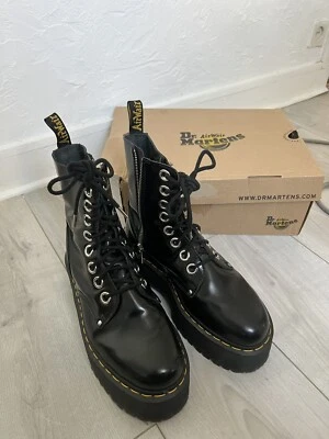 Dr. Martens Jadon Max