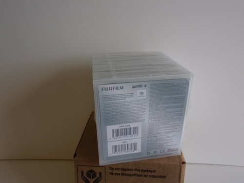 FujiFilm,15716800, LTO ULTRIUM 4, Data Cartridge, BOX OF FIVE, UPC 074101697261 - Picture 4 of 6