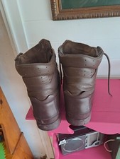 Military Altberg Brown Hiking Books.