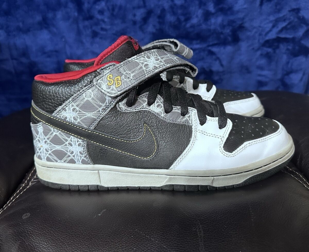 Vintage Nike Dunk Mid Elite Sb 'Beijing Triumvir X Fly Vintage Nike Dunk Mid Elite Sb 'Beijing Triumvir X Fly