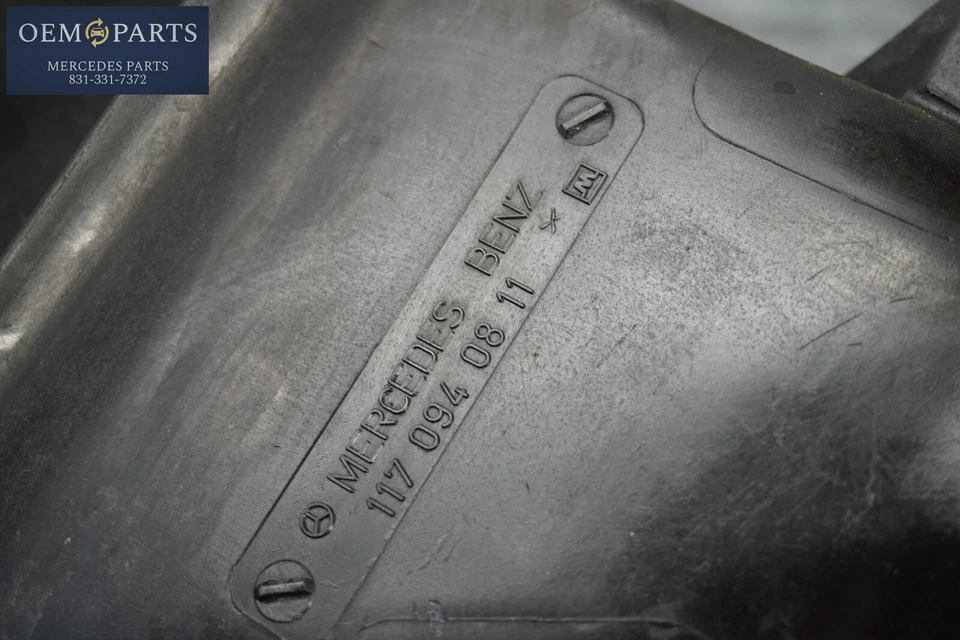 Conducto de admisión de aire del motor lateral derecho Mercedes W126 560 Sel 420 Sel 400 SE OEM Foto 4 de 4