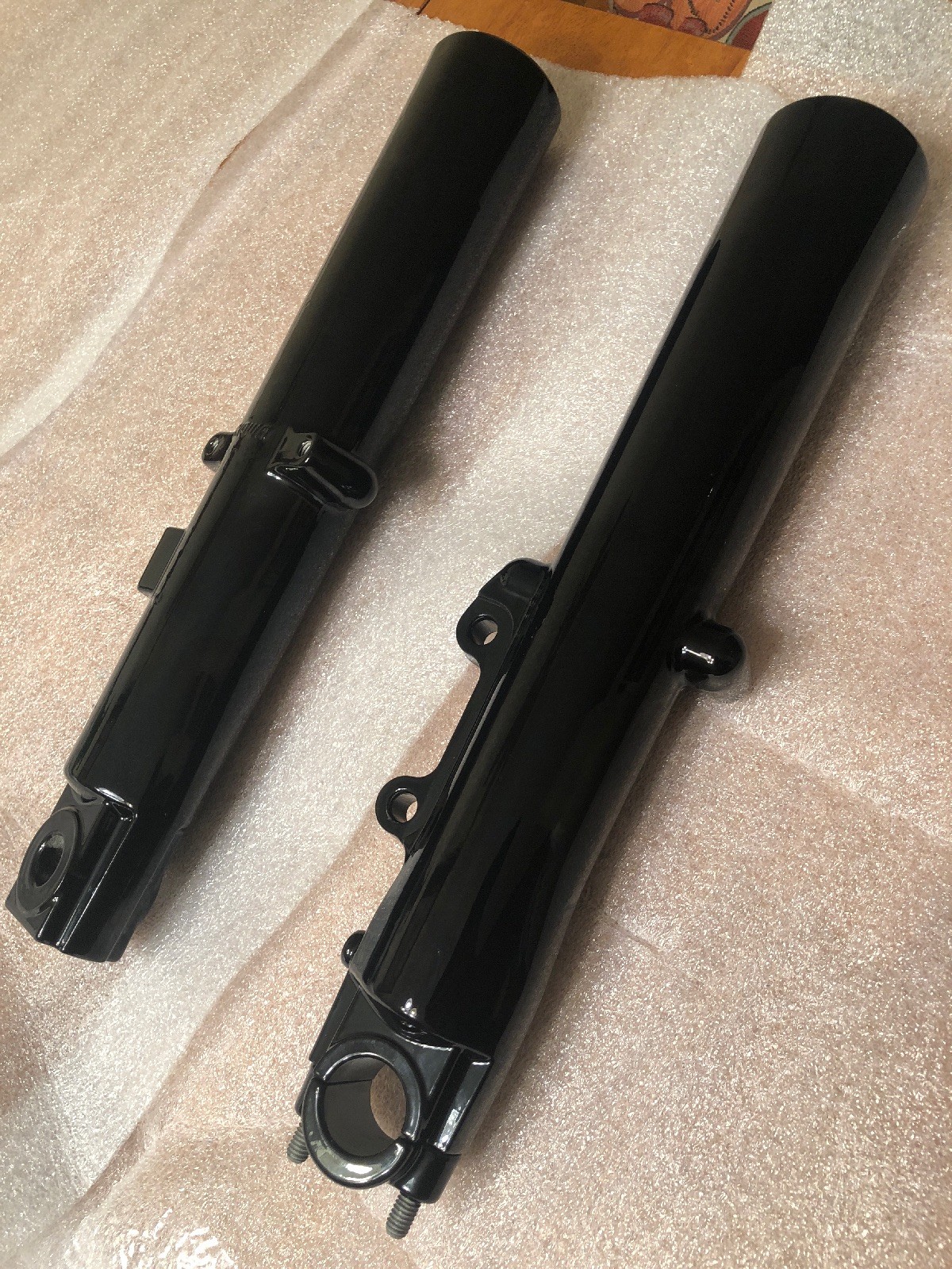 00-13 OEM Harley Street Glide Gloss Black 41mm Fork Sliders Lower Legs and Cans