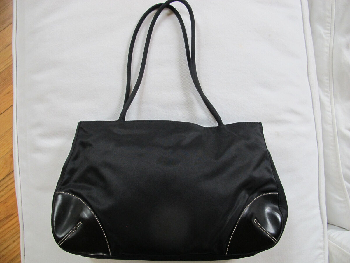 PRADA NERO TESSUTO BAG - MEDIUM BLACK NYLON BAG WITH LEATHER PRADA NERO TESSUTO BAG - MEDIUM BLACK NYLON BAG WITH LEATHER