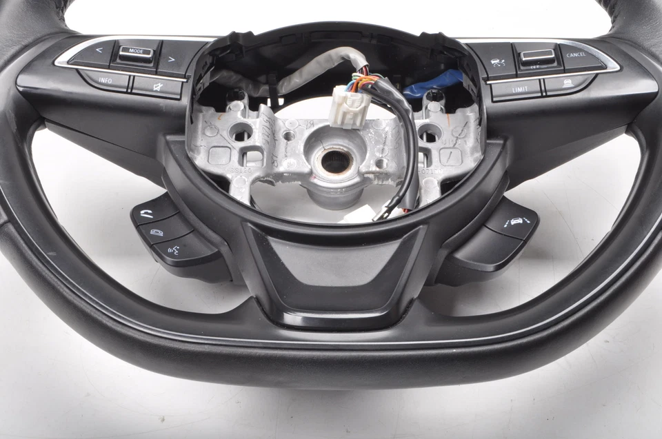 SUZUKI SWIFT VI MK8 Lenkrad Lederlenkrad Multifunktion - Bild 4 von 4