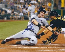 Signed  8x10 SCOOTER GENNETT Milwaukee Brewers Autographed photo - COA 