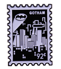 Batman Bat Signal Gotham City Skyline Stamp 92 cents Noir 1.2" Enamel Pin NEW