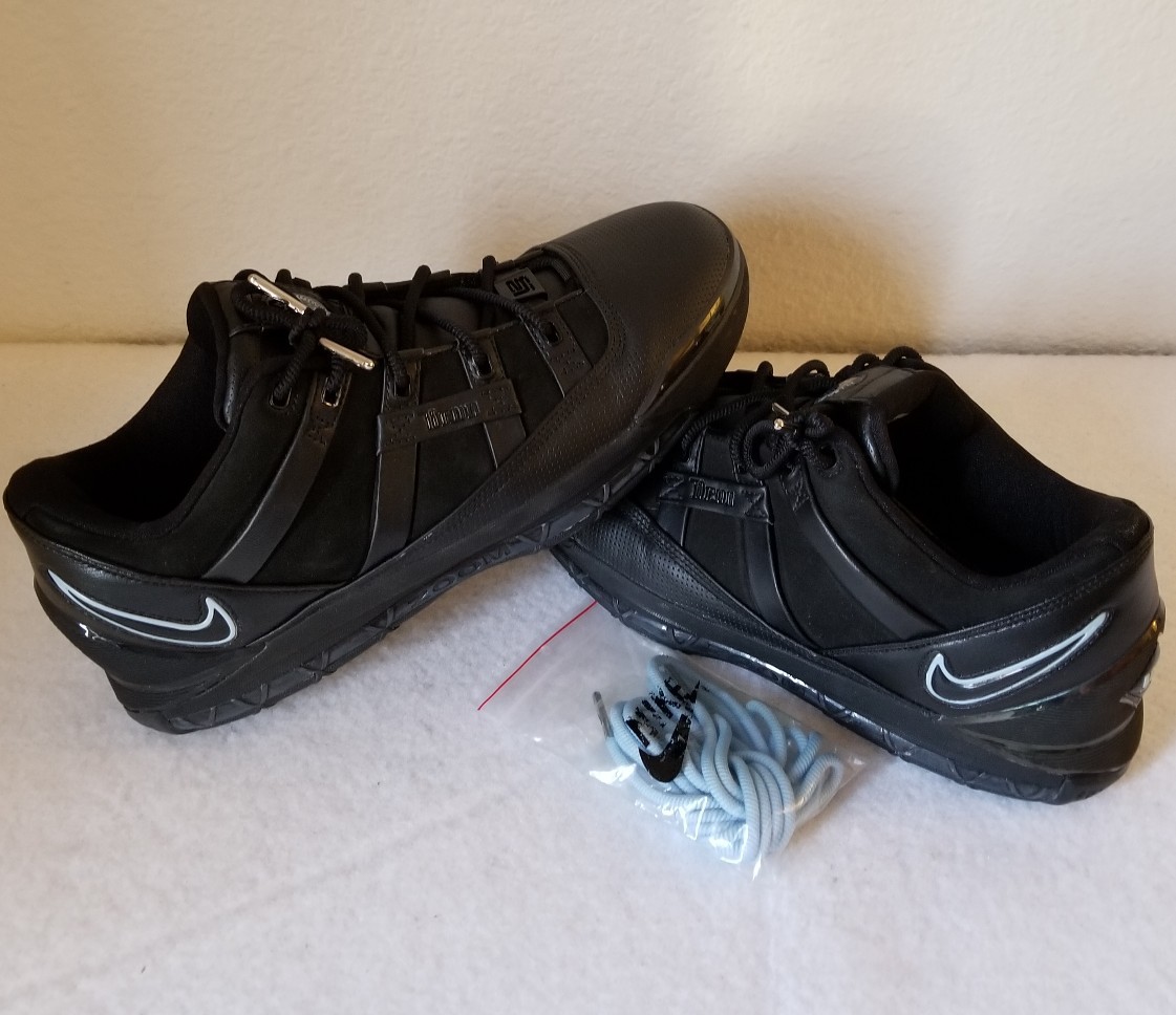 2004 Zoom LeBron III Low OG Sz 11 100% Authentic Nike 314010 001 Rare Exclusive 2004 Zoom LeBron III Low OG Sz 11 100% Authentic Nike 314010 001 Rare Exclusive
