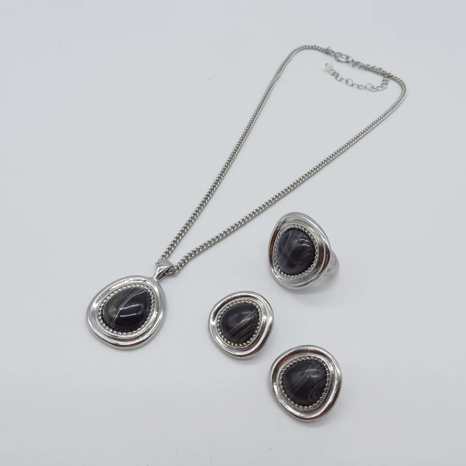 Juego de anillos collar aretes Avon azul oscuro cabujón tono plata conjunto Parure Foto 2 de 4