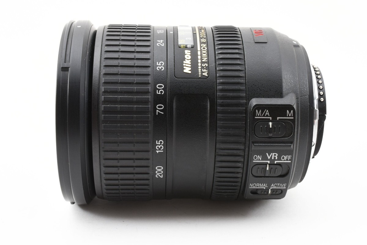 Nikon AF-S NIKKOR DX 18-200mm F3.5-5.6 G ED VR Zoom Lens [NEAR 