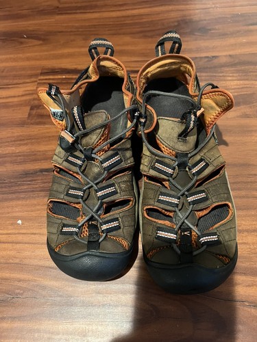 KEEN Men's Waterproof Hiking Sandals Size 8.5 Non Marking Sole Closed Toe |  eBay