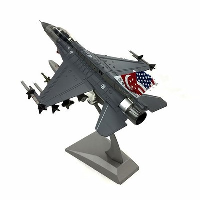 Amer Com 1/72 Singapore Air Force F-16D Fighting Falcon Block-52 Airplane Model