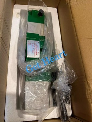 1pcs Three-position four-way pneumatic hydraulic control valve WL4A16B/1-00 #as