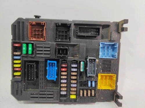 981985128001 Caja Reles/Fusibles para CITROEN JUMPY COMBI Confort M 1783540 - Imagen 1 de 10
