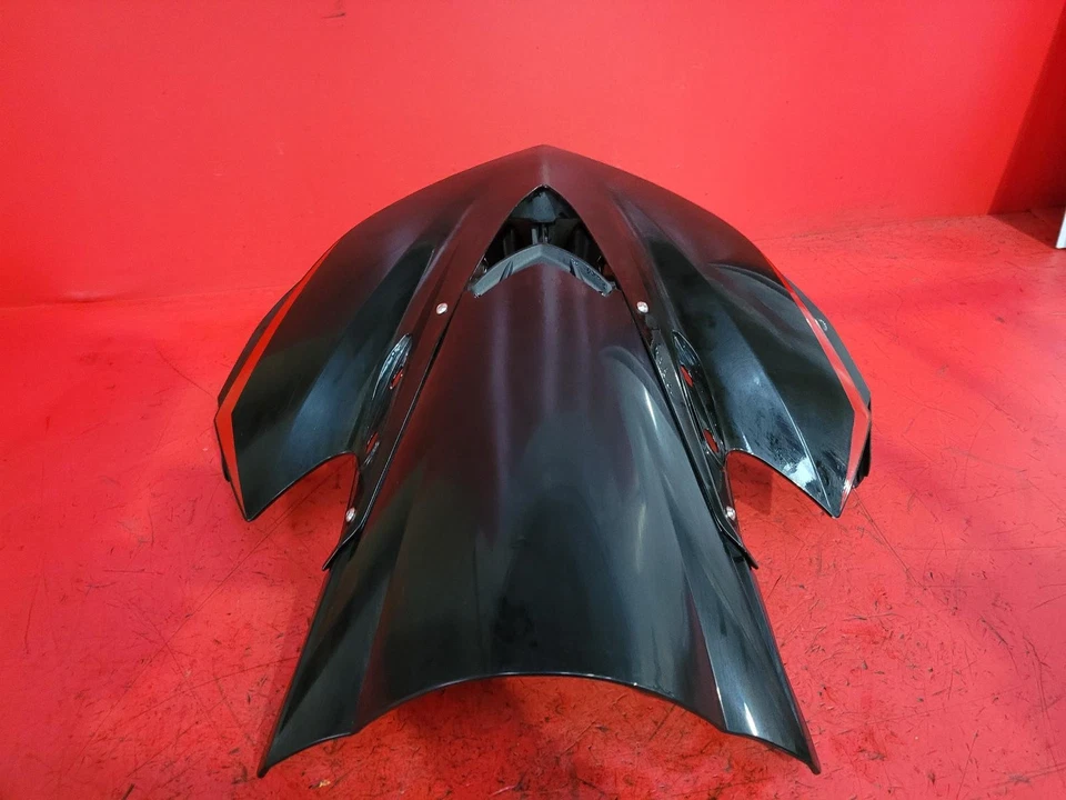 Yamaha YZF R3 2016 cono nasal Foto 3 de 4