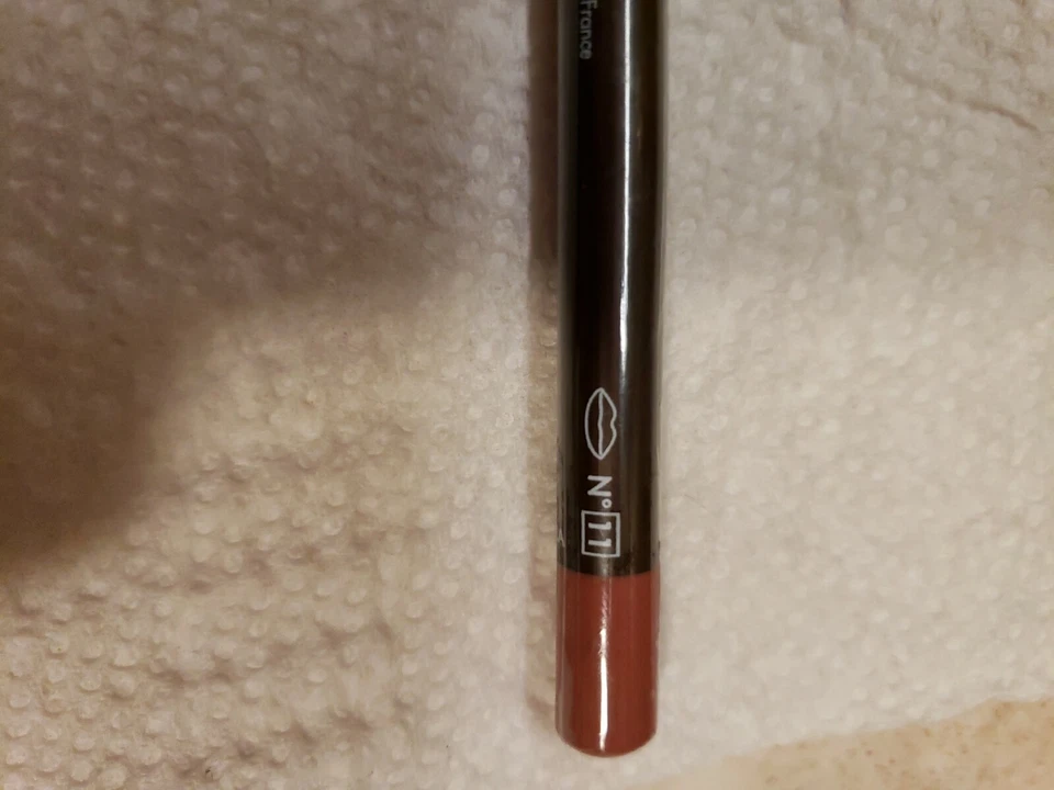 Make Up Forever Brow Pencil N11 - Image 2 of 2