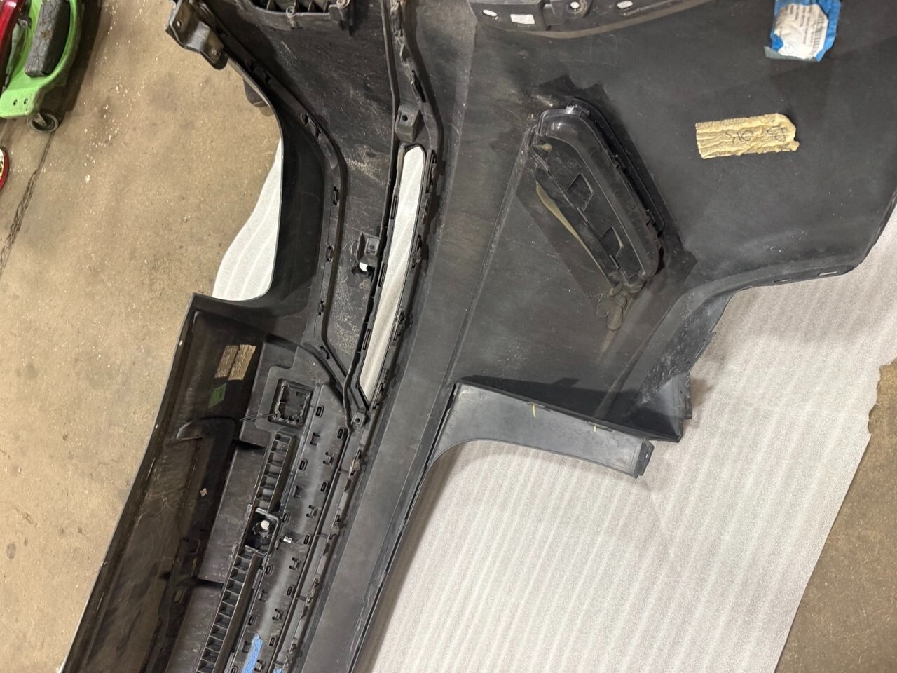 lamborghini Urus rear bumper OEM 4ML807301