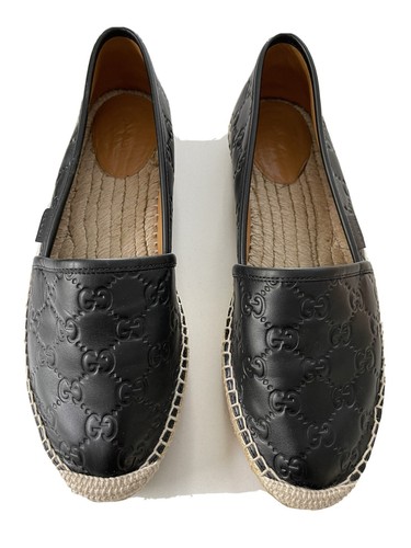 gg embossed card case