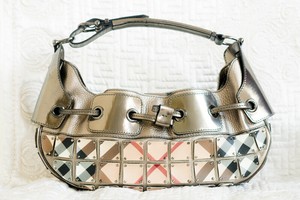 burberry warrior bag