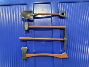 1:6 M5 Stuart RC Tank by 21st Century Toys Tool set of 4