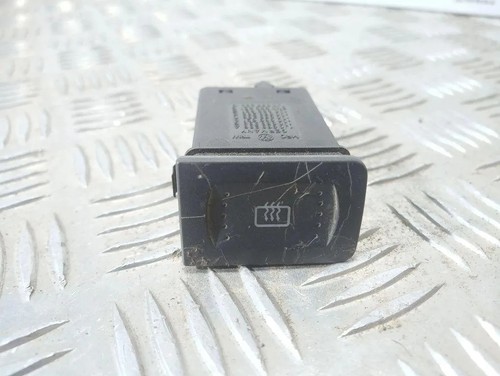 VW GOLF III Variant 1H5 Schalter für Heckscheibenheizung 1J0953235 31297352