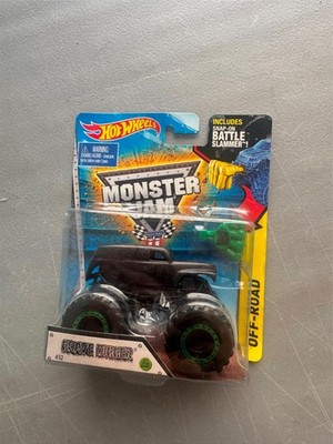 Hot Wheels Grave Digger Monster Jam Truck 2015 Special Edition: Blacked Out! P73