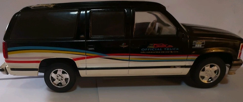 Camión oficial Brookfield 1993 Indy 500 Chevy Die Cast Bank ¡con cambio! Foto 2 de 4