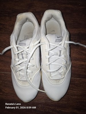 Nike 647937-100 Cheer/Dance Shoes Competition White/Smooth Bottom Wm size 8