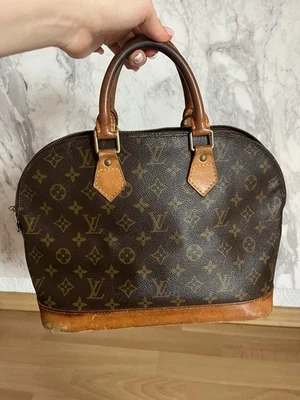 Louis Vuitton Alma