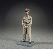 BRITAINS MUSEUM COLLECTION 10167 U.S.N. ADMIRAL CHESTER W. NIMITZ 1944 - 1945