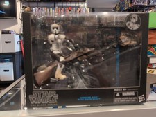 Star Wars The Black Series Speeder Bike with Biker Scout  damaged box  NEW